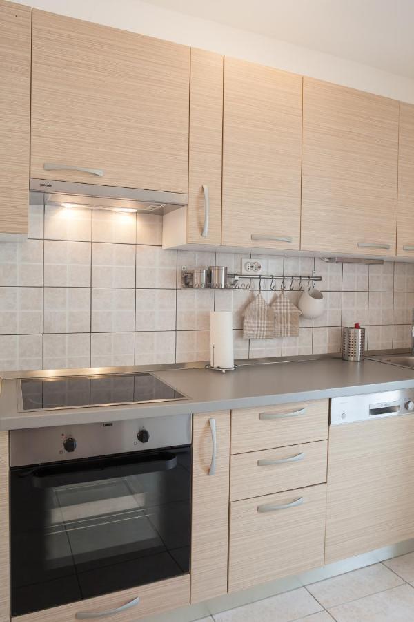 Apartment Bura 1 Makarska Esterno foto