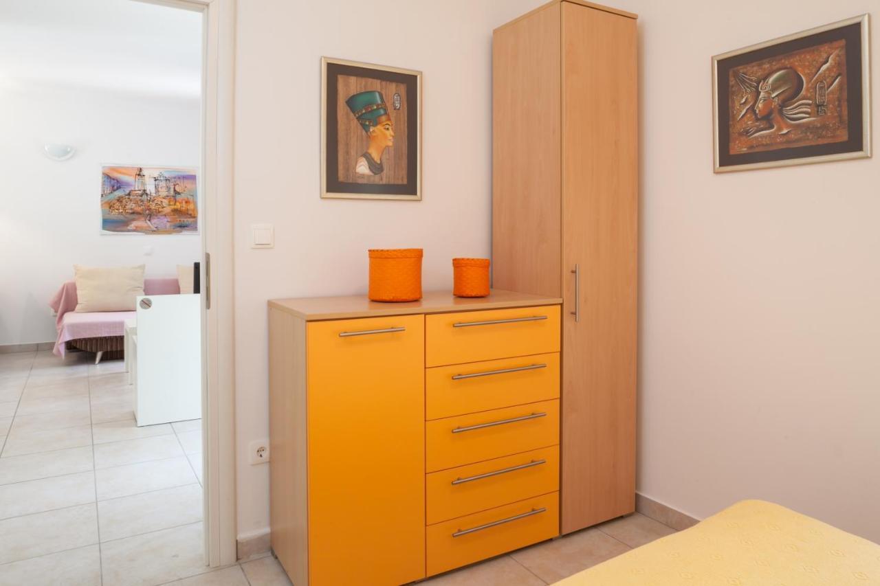 Apartment Bura 1 Makarska Esterno foto